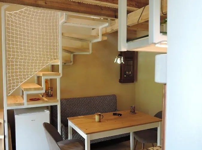 Domcek Stryka Ivana Malachov