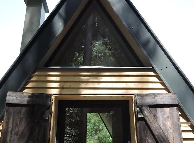 Domcek Stryka Ivana * Malachov