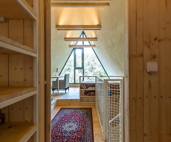 Domcek Stryka Ivana Malachov